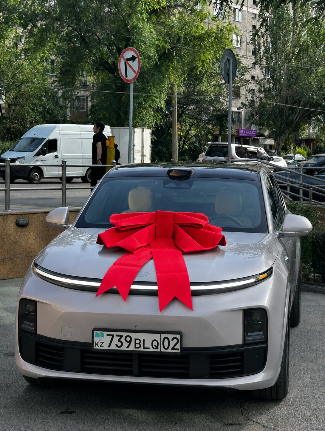 Lixiang L6 — официальный импорт Reactor Auto